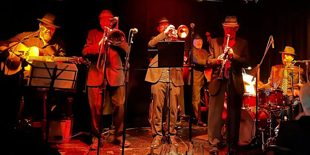 Des Hopkins Jazzband at Arthur’s Blues & Jazz Club