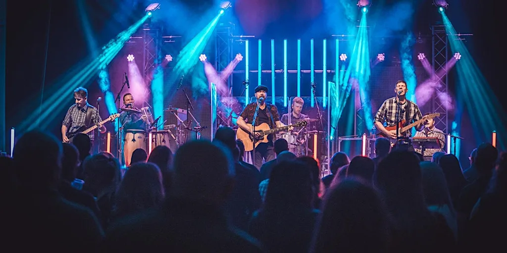The Runrig Experience - All Roads Lead North Tour (Ballater) at Victoria and Albert Halls
