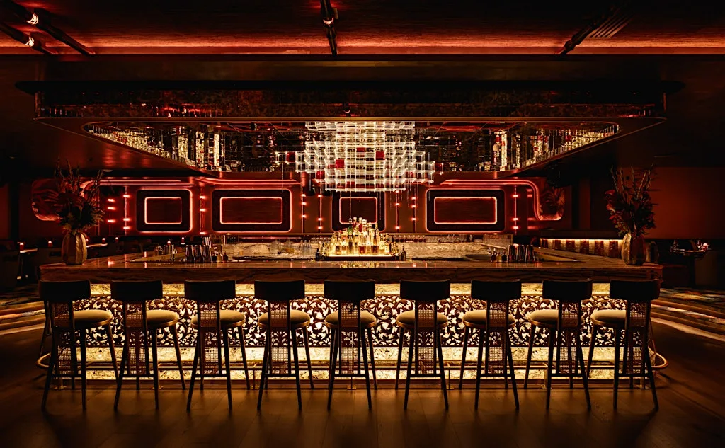 ELEGANT SKYLINE SOCIAL, CURATED GATHERING FOR LONDON PROFESSIONALS at CÉ LA VI London