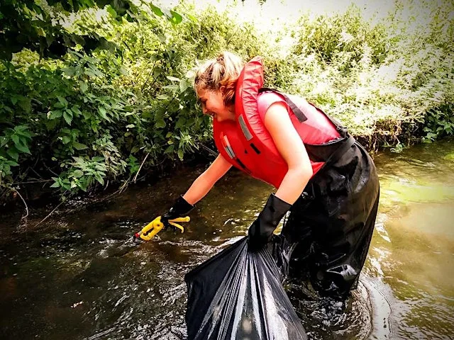 Lunchtime Love our Wycombe Town Centre River Clean at Eden, High Wycombe