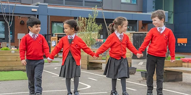 St Richard Reynolds Catholic Primary School Tour at St Richard Reynolds Catholic College