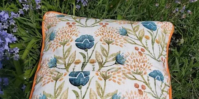 Improvers Sewing - Make A Piped Cushion - IPS at Franklins