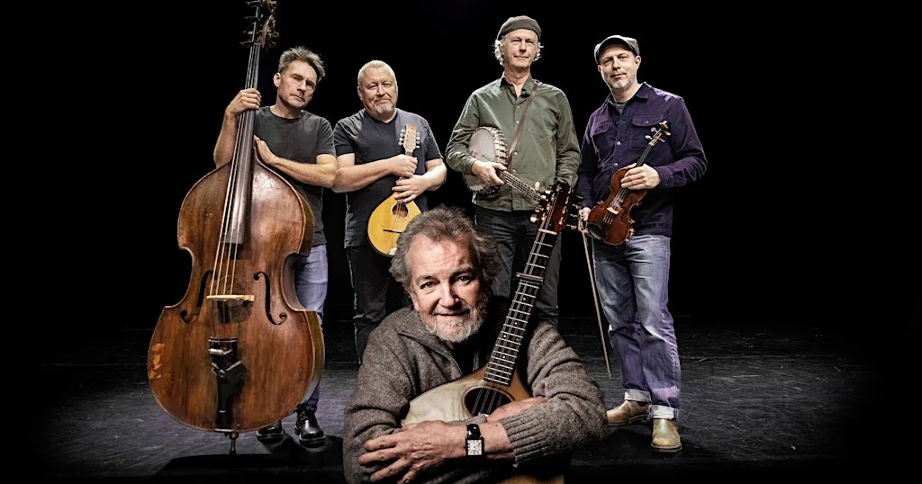 Andy Irvine & Quilty at The Seantí