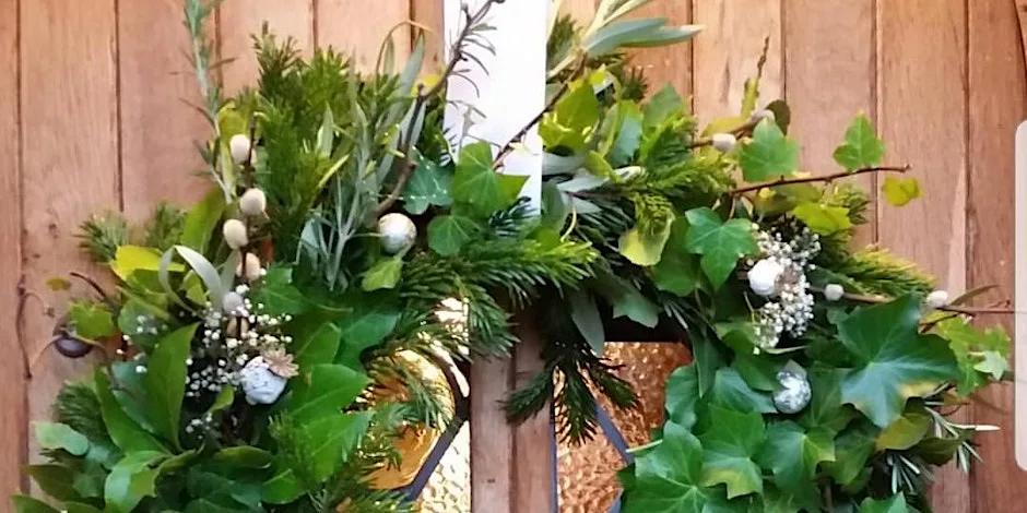 Gardening Lady Christmas Wreath Making Workshop 1 at Gardening Lady Studio