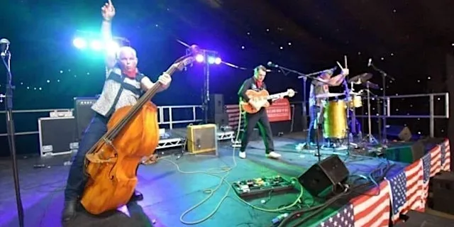 The Riders - Live @ Billy's at Billy Bootleggers Nottingham (formerly Percy Picklebackers)