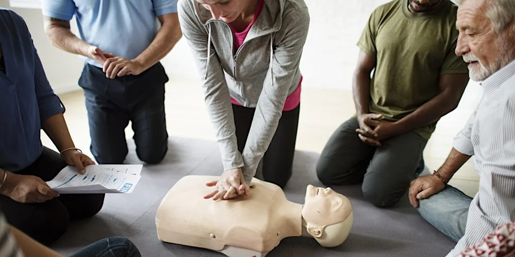 Emergency First Aid at Work 1 day course at Gladstone House