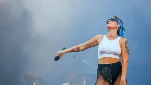 Tove Lo at Victoria Warehouse
