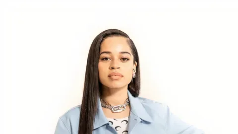 Ella Mai at Eventim Apollo