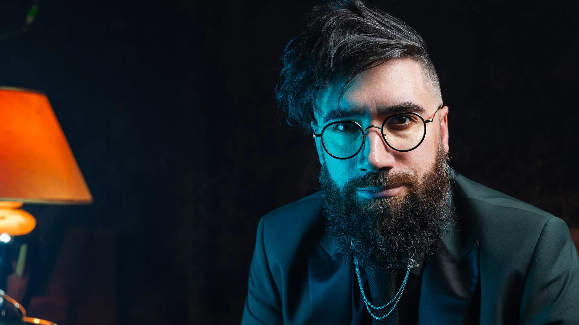 Peter Antoniou - Pretty Psychic at The Glee Club Leeds