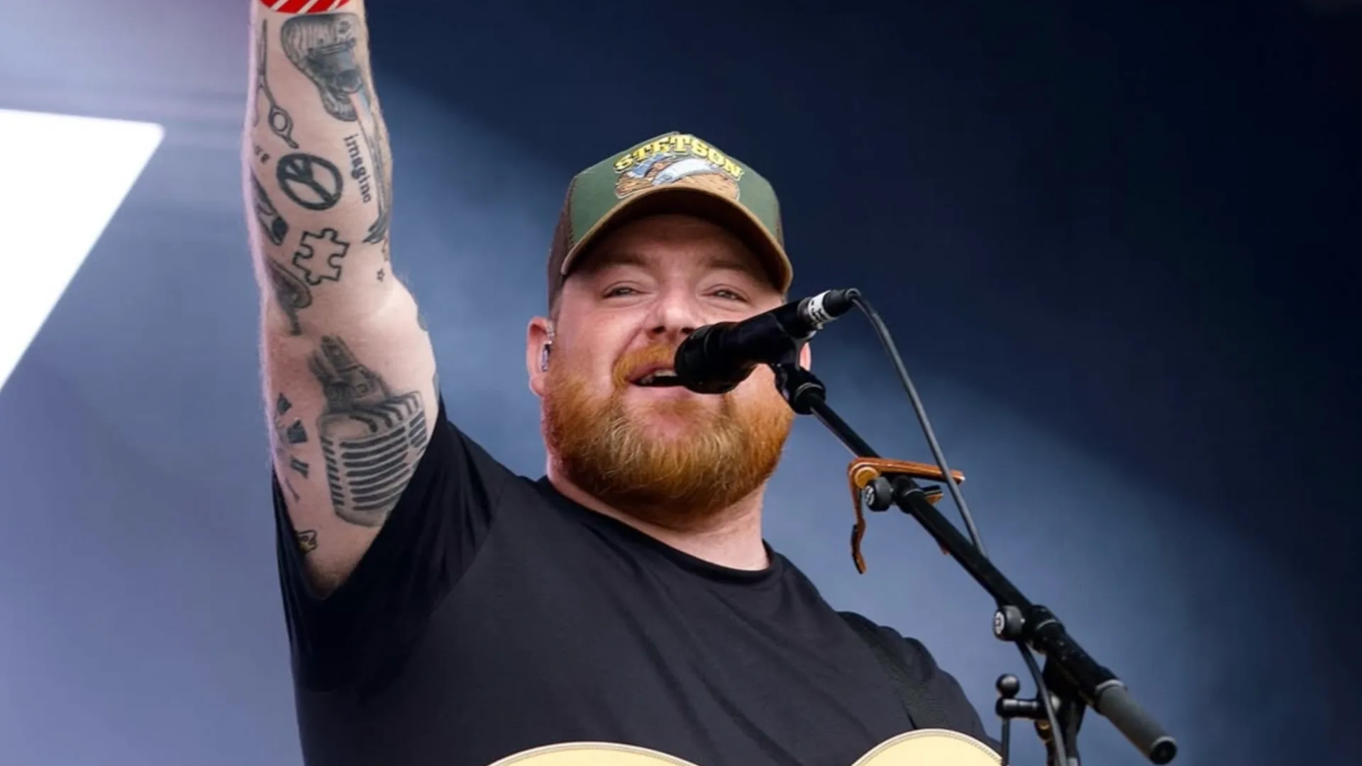 Cammy Barnes at Fat Sam's Live