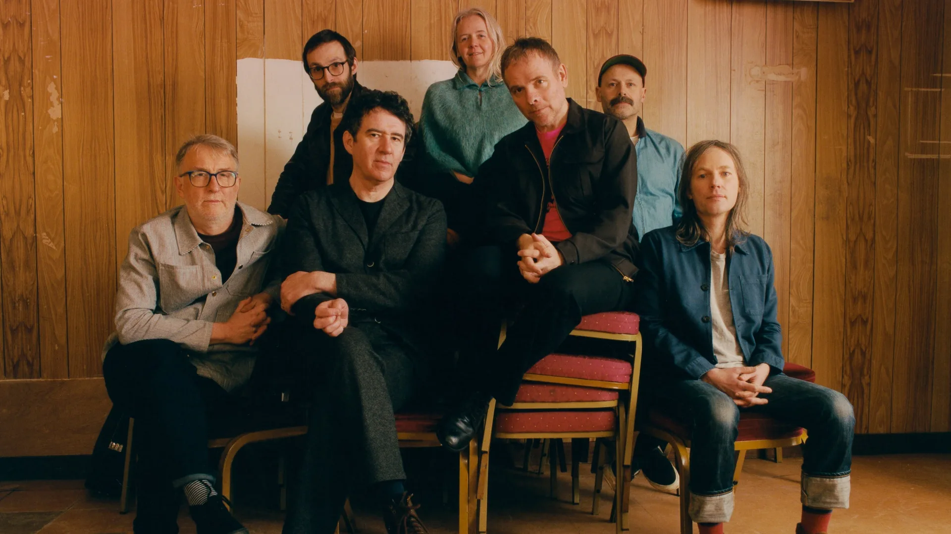 Belle & Sebastian performing 'If You're Feeling Sinister' at LIVERPOOL GUILD OF STUDENTS MOUNTFORD HALL