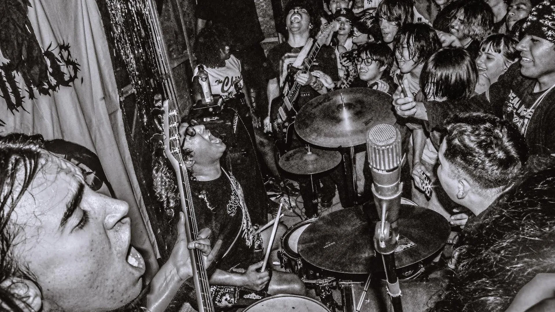 Lagrimas at New Cross Inn