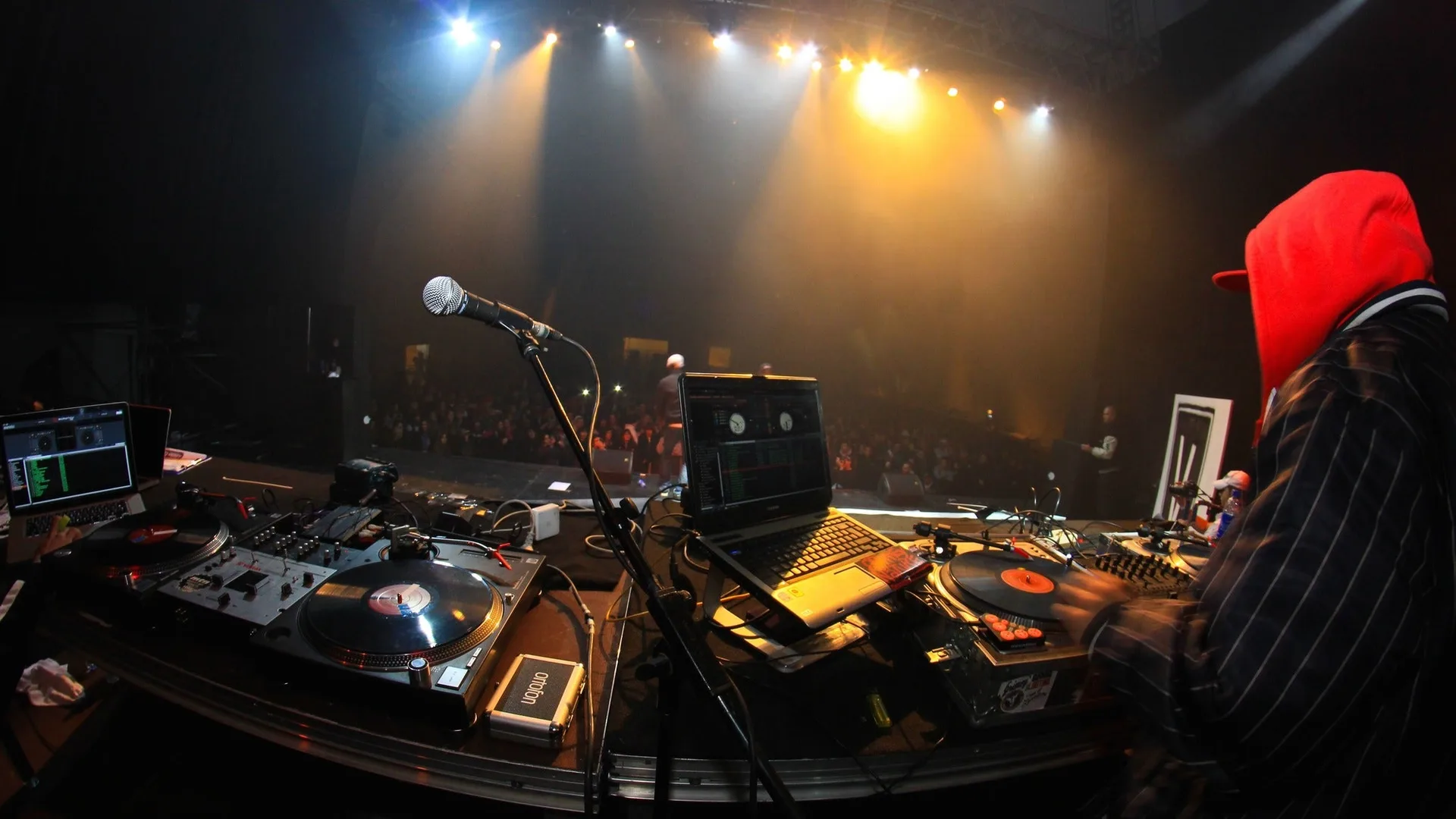 DJ Spanish Fly at Stereo