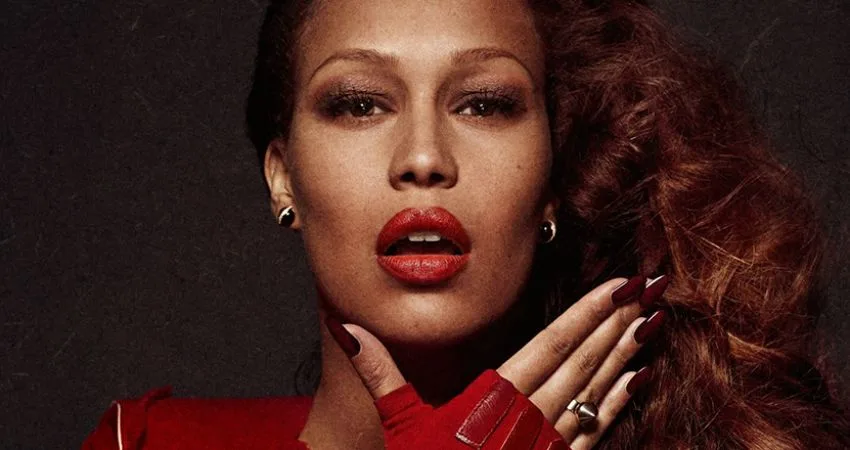Rebecca Ferguson - The Classics