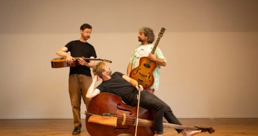 Django Chutney + Le Trio qu'à trois at Jamboree