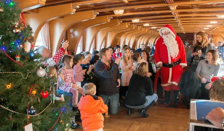 Hobbs of Henley Santa Cruise
