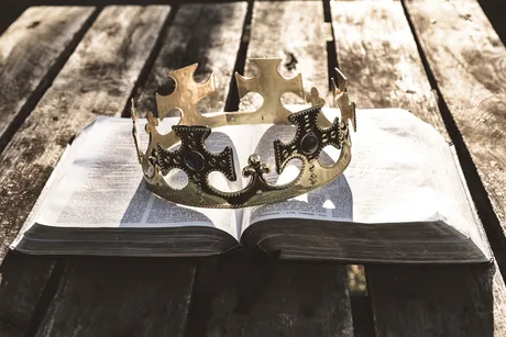King Arthur and the Holy Fail - The Three Inch Fools