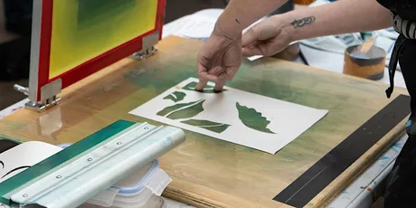 Introduction to Stencil-Based Screen-Printing with Tushka Illustrates