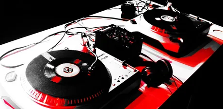 Seven by Seven - vinyl playing session