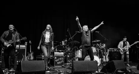 Salford Jets & Botox play for Young Loud & Snotty on Sat 5th Sept in Bath