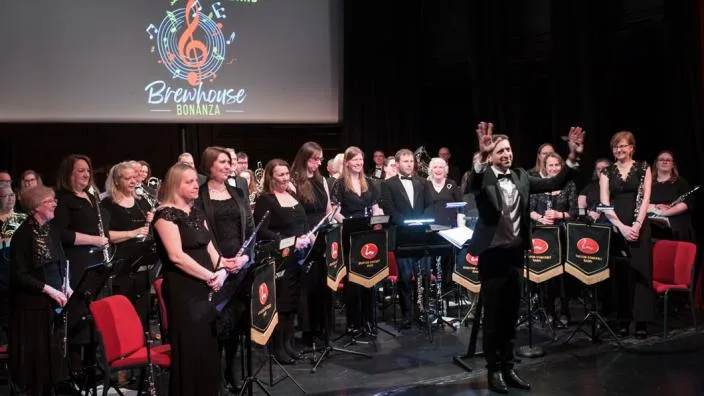 Live on the Bandstand: Burton Concert Band