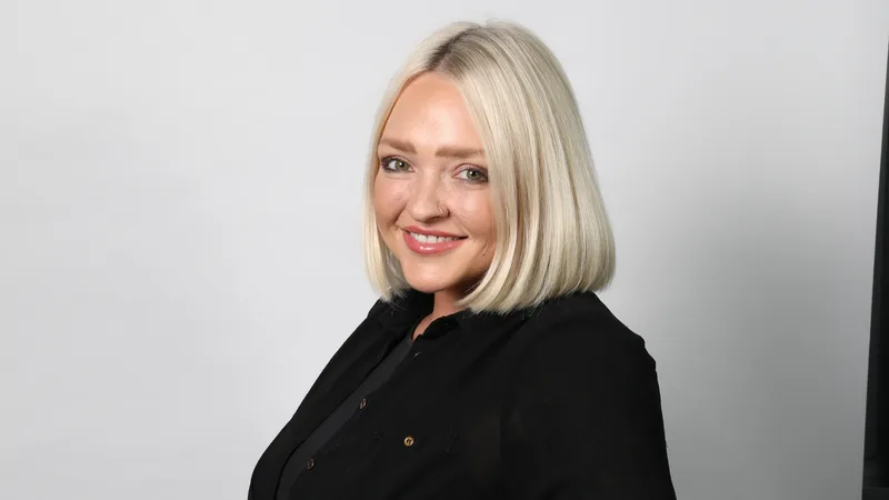 Lynne Hoggan