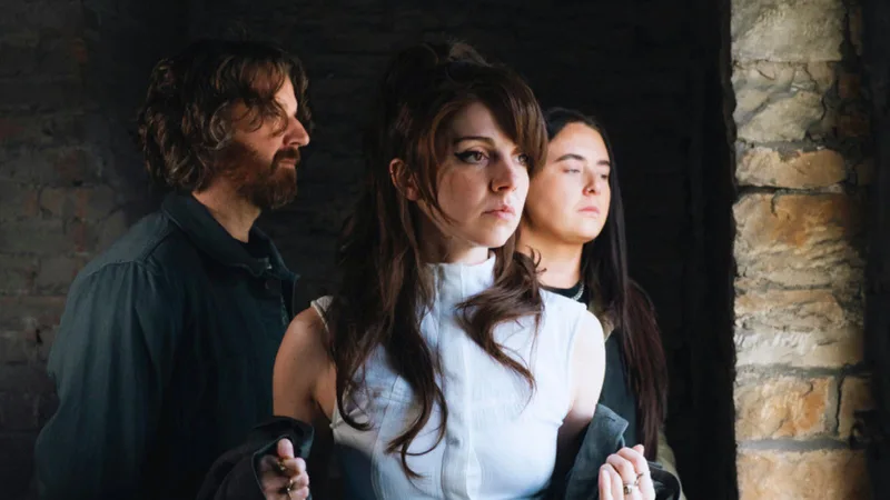 EEVAH | Cardiff, Clwb Ifor Bach
