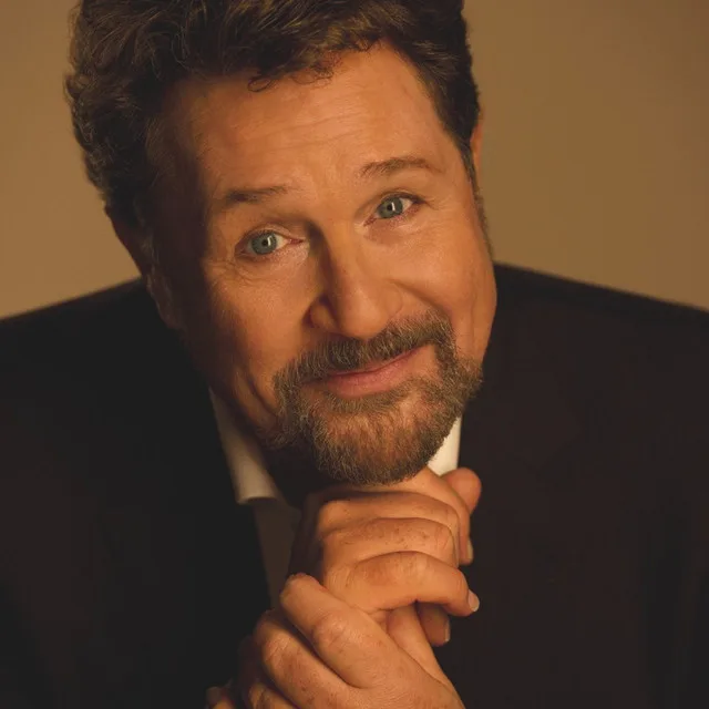 Michael Ball: Glow UK Tour