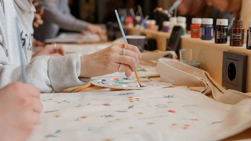 The Crafty Foxes - Coastal Craft Workshop