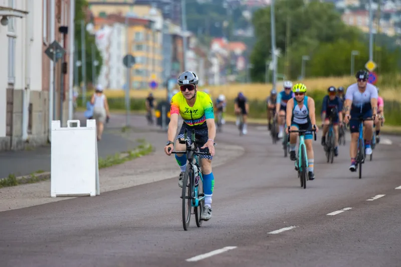Track Cycling and Para Track Cycling