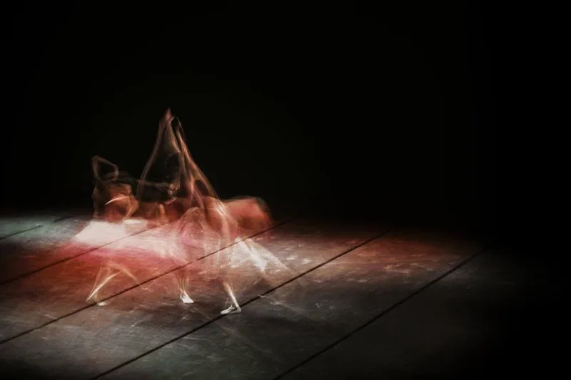 RIVERDANCE