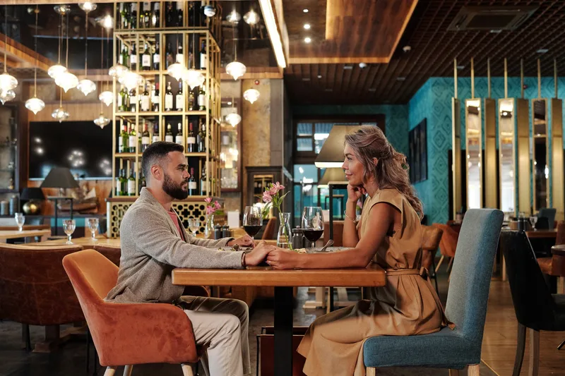 Speed Dating. 35 - 45 years. Thursdays