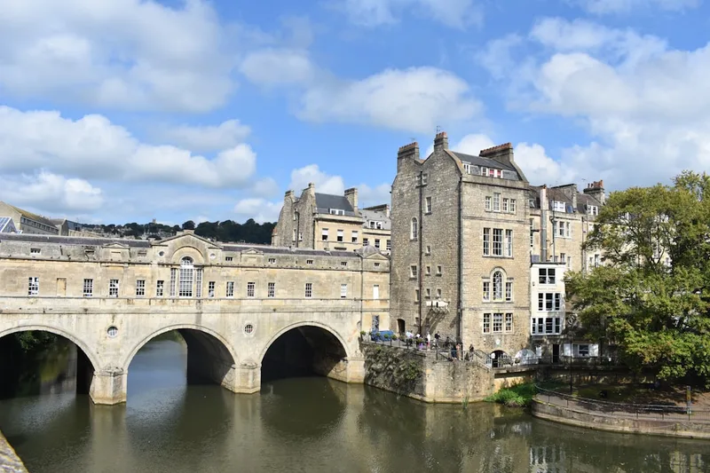 Walking Tour of Bath with Blue Badge Tourist Guide