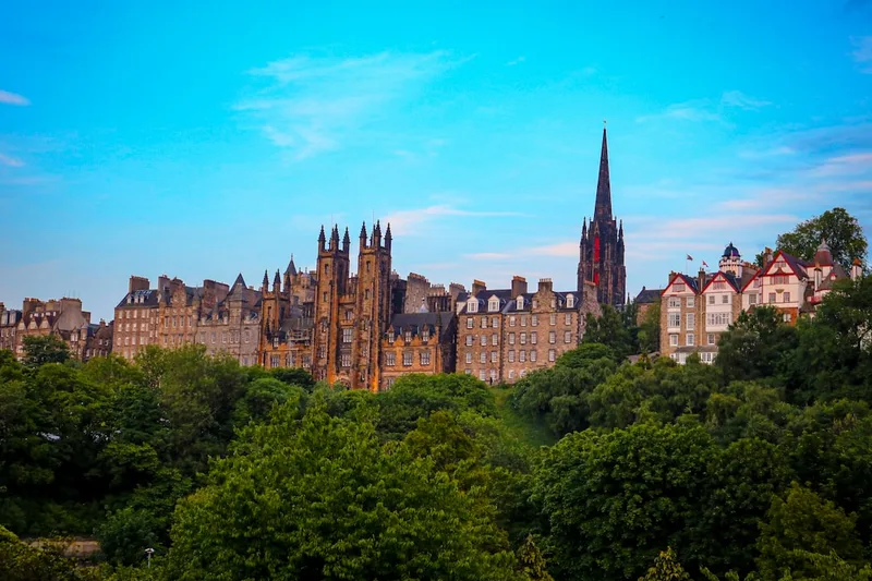 Edinburgh The Royal City: Day Tour from London
