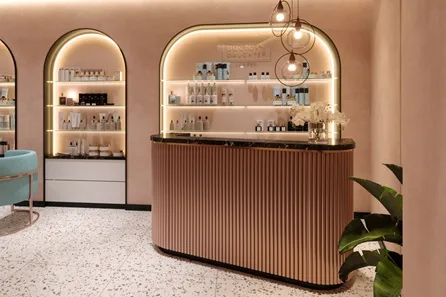 30 Minute Massage and Spa Relax at Euphoria Spa, London