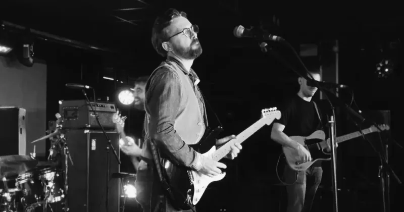 Derick Clapton & The Dynamos: A Tribute to Eric Clapton — A Tribute to Eric Clapton