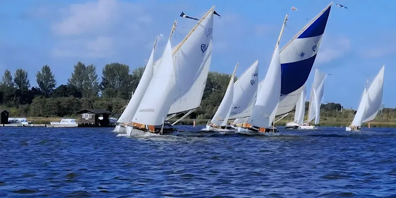 Barton Regatta Week - with How Hill Accommodation