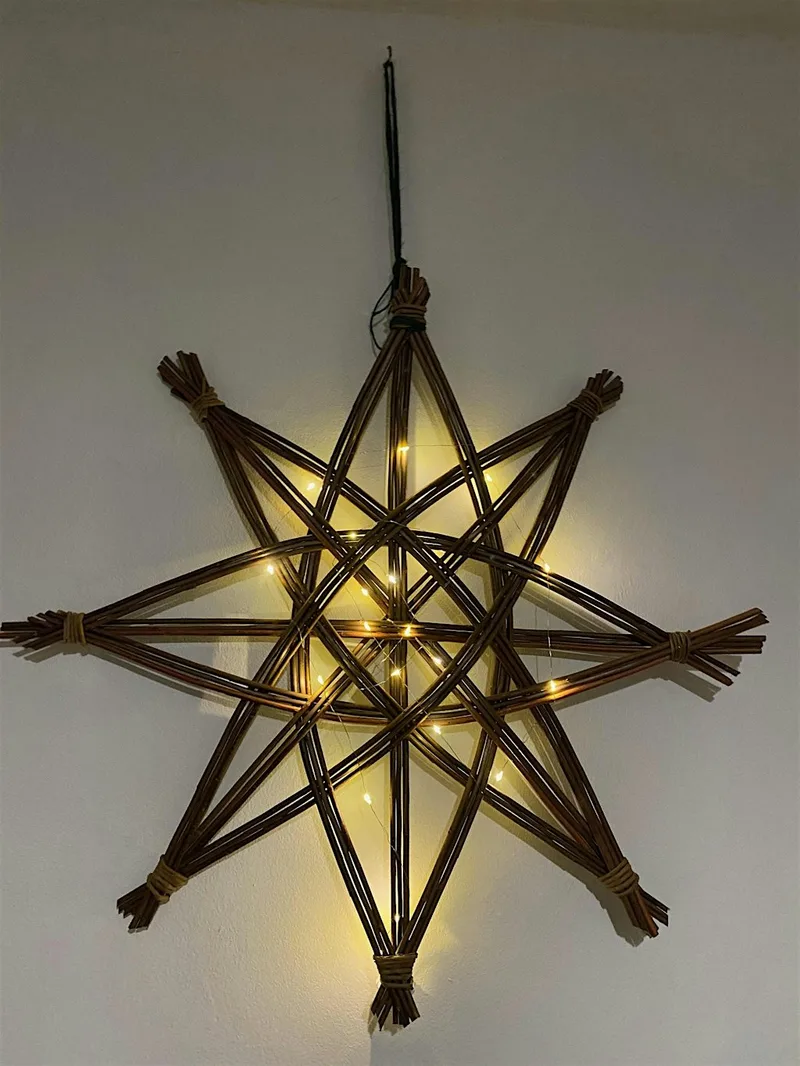 Willow Weaving Christmas Stars at Oak Tree Alpacas