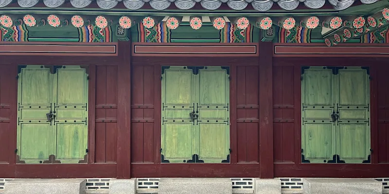 K-Pop Demon Hunters: Women, Spirits, and Korea’s Occult Traditions LIVE