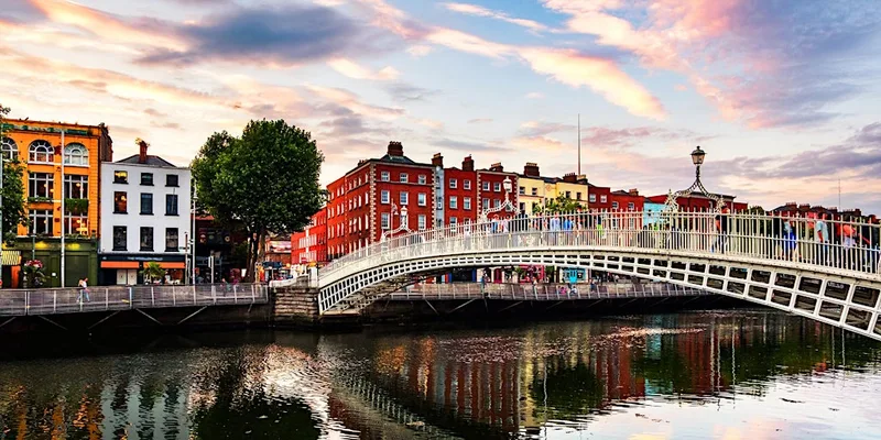 Solo travellers: casual hangout in Dublin (4pm)