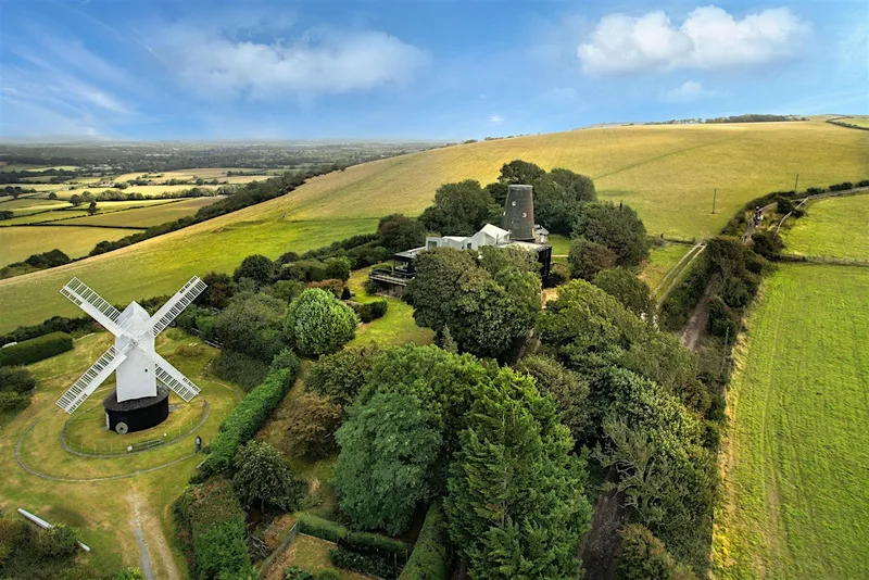 HIKE 18km The Windmills, Sea views and Chalk Hills of the South Downs