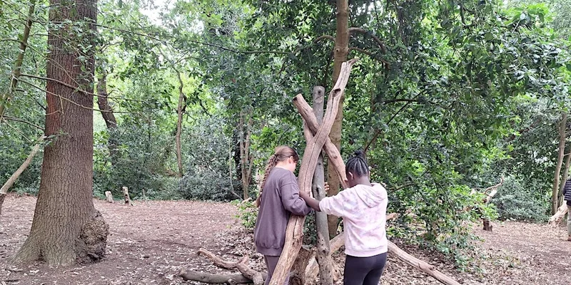 Urban Nature Club at Camley Street Natural Park: Survival Skills