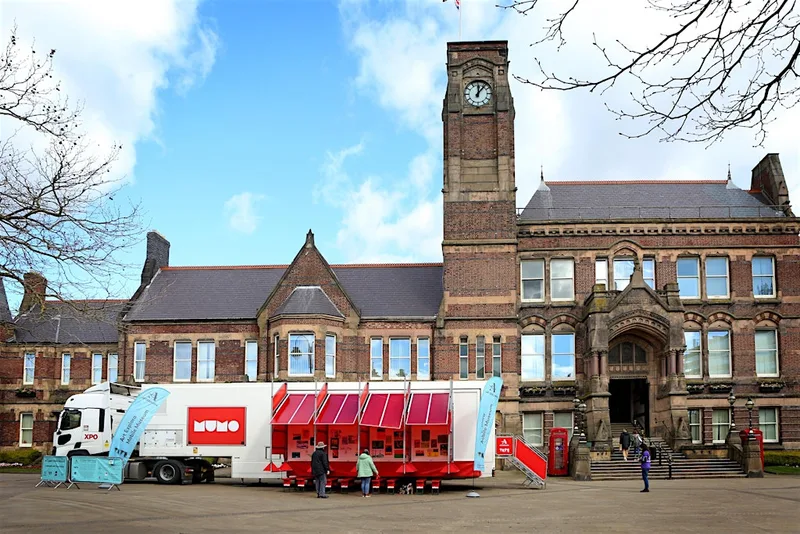 Art Explora Mobile Museum in Exeter - FREE Family Programme