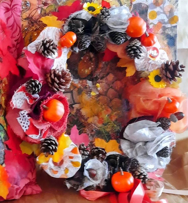 Make an Autumn Wreath at Founders!