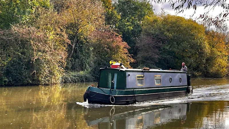 Saturday stroll, Waterways of Lee Valley, Waltham Abbey, King Harolds Tomb