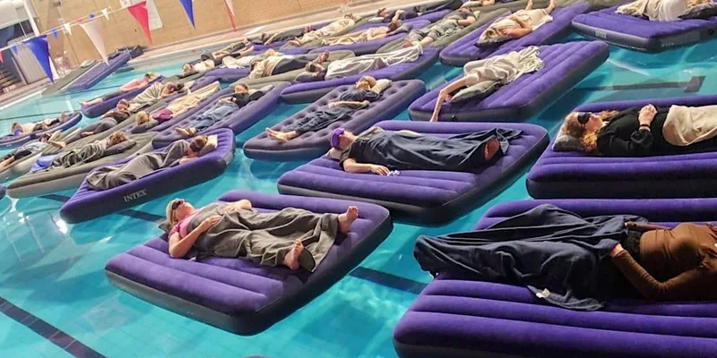 60 Minute Floating Sound Bath