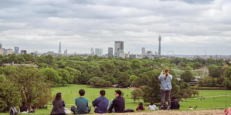 Regents Park London Fun Puzzle Treasure Hunt! :)