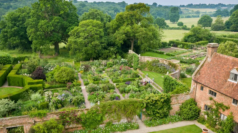 New Ideas and Old Loves: Sissinghurst and Italy