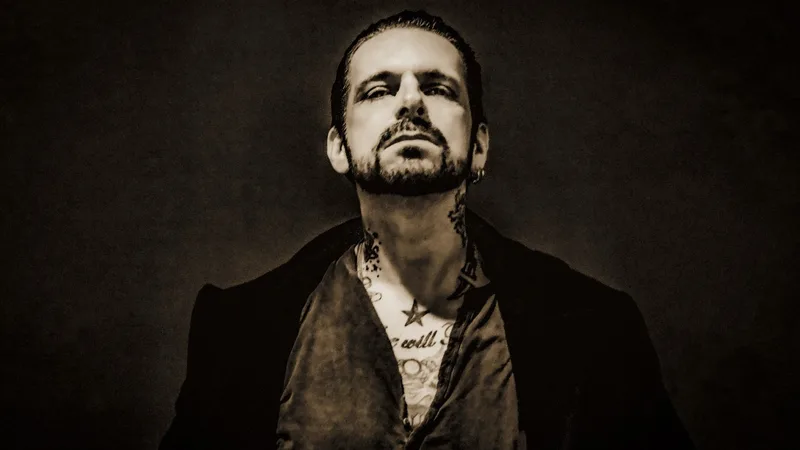 Ricky Warwick & the Fighting Hearts