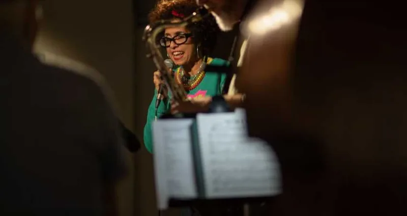 Mama Tokus & friends at Café Momus